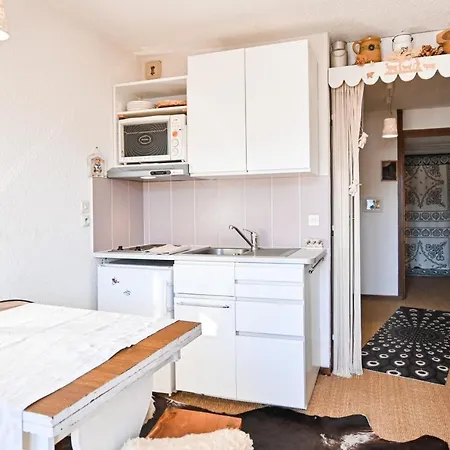 With Balcony For 4 In Quartier Megeve Demi-Quartier