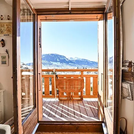 With Balcony For 4 In Quartier Megeve * Demi-Quartier